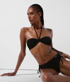 KARL LAGERFELD BANDEAU-BIKINIOBERTEIL IM KARL-STIL MIT TWIST-DETAIL