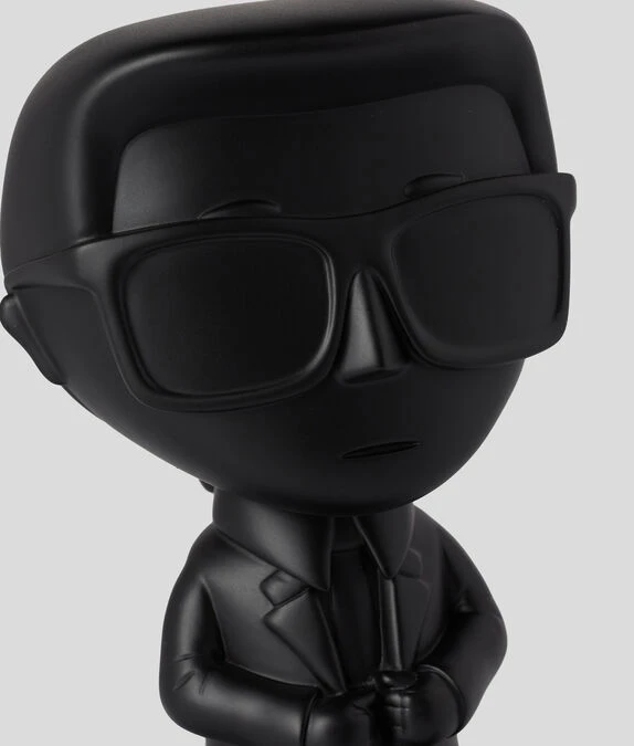 KARL LAGERFELD K/IKONIK KARL-STATUE – Bild 3